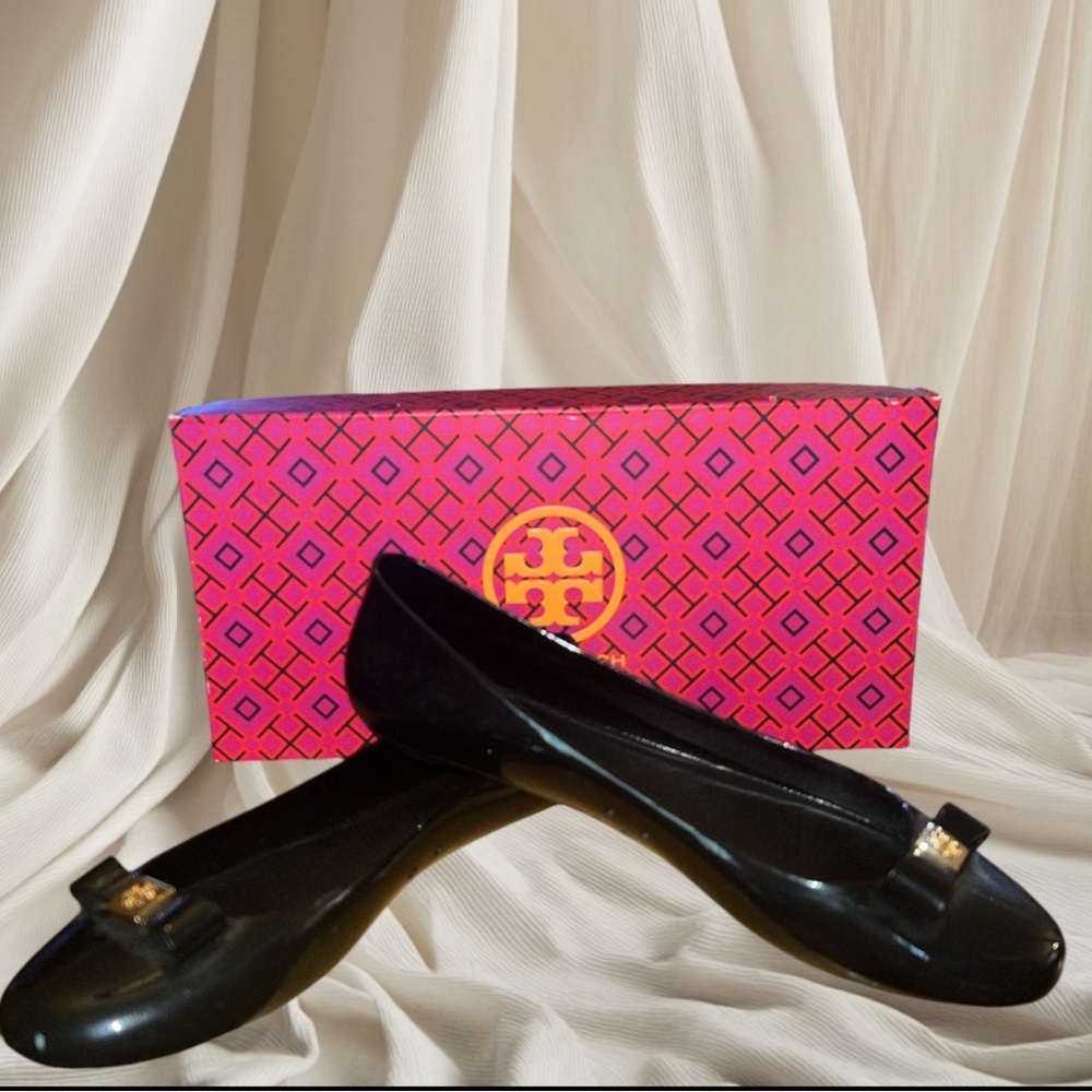 Tory Burch Perfect Black  Jelly Ballet With Bow